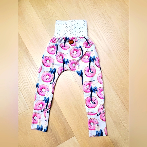 Tiny & Moi 3-6T Grow with me Pants - Picture 1 of 5